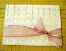 Invitación de boda con papel amate calado
